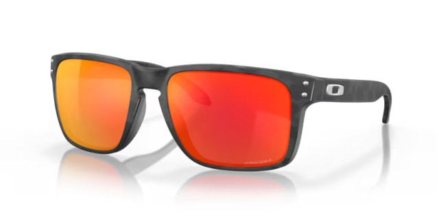 Oakley Holbrook …