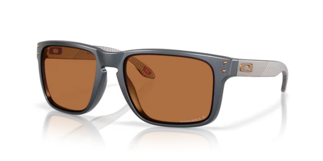 Oakley Holbrook …