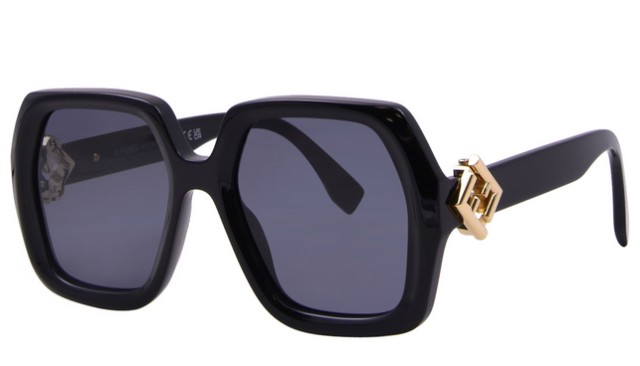 Fendi FE 40139I …