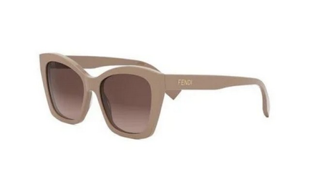 Fendi FE40151I …